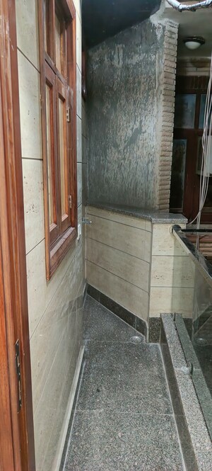 Bathroom in 3 BHK Builder Floor at Rohini Sector 7 – for Sale