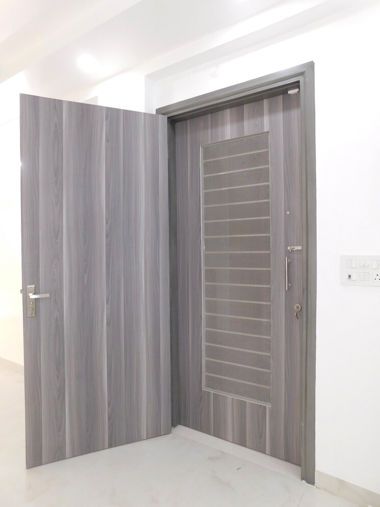 Room, vasant kunj enclave 4 Bedroom 160 Sq.Yd. Builder Floor In Vasant Kunj Enclave Delhi 8982643