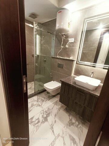 Attached Bathroom in 3 BHK Builder Floor at Shivalik Colony – for Rent