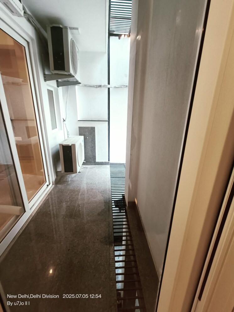 Other, shivalik colony 3 Bedroom 1800 Sq.Ft. Builder Floor In Shivalik Colony Delhi 8982645