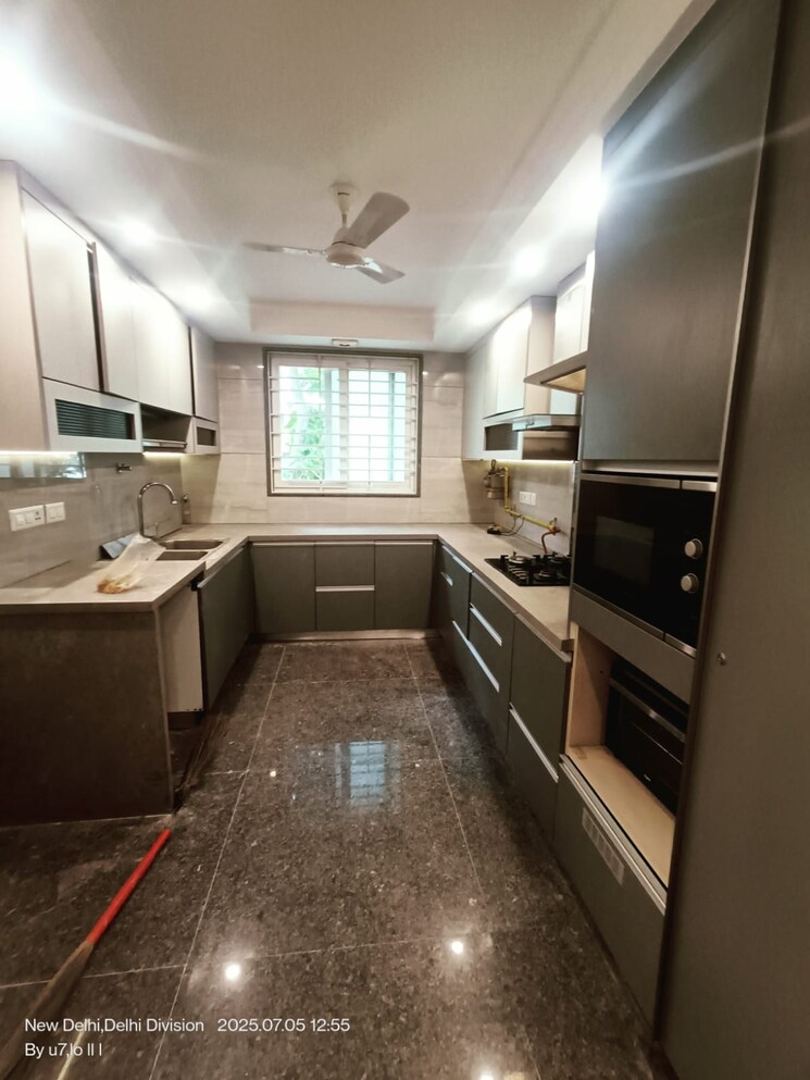 Kitchen, shivalik colony 3 Bedroom 1800 Sq.Ft. Builder Floor In Shivalik Colony Delhi 8982645