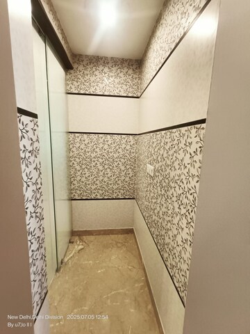 Bathroom in 3 BHK Builder Floor at Shivalik Colony – for Rent