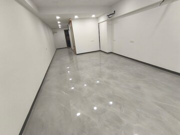 Room in 1 BHK Apartment at Sima Building, Chembur – for Rent