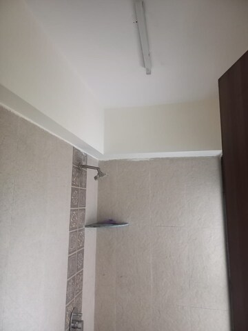 Room in 3 BHK Apartment at RNA Continental, Chembur – for Rent