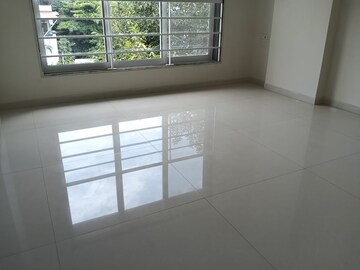 Room in 2 BHK Apartment at Rite Skyluxe, Chembur – for Rent