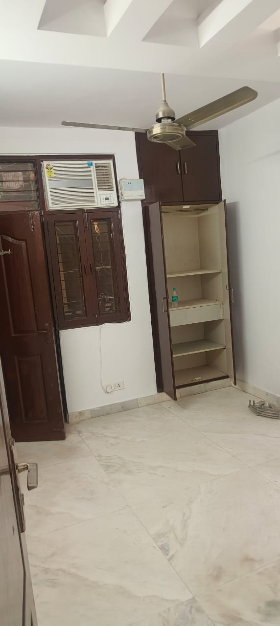 2 BHK Builder Floor For Rent in Khirki Extension 