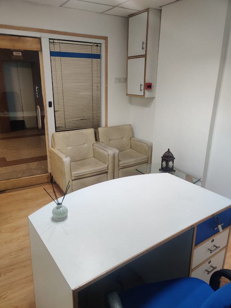 Team Area, manipal-center-apartments Commercial Office Space 800 Sq.Ft. In Mg Road Bangalore 8982691