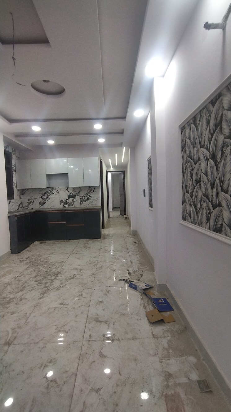  Parking, govindpuri 3 Bedroom 950 Sq.Ft. Builder Floor In Govindpuri Delhi 8982697