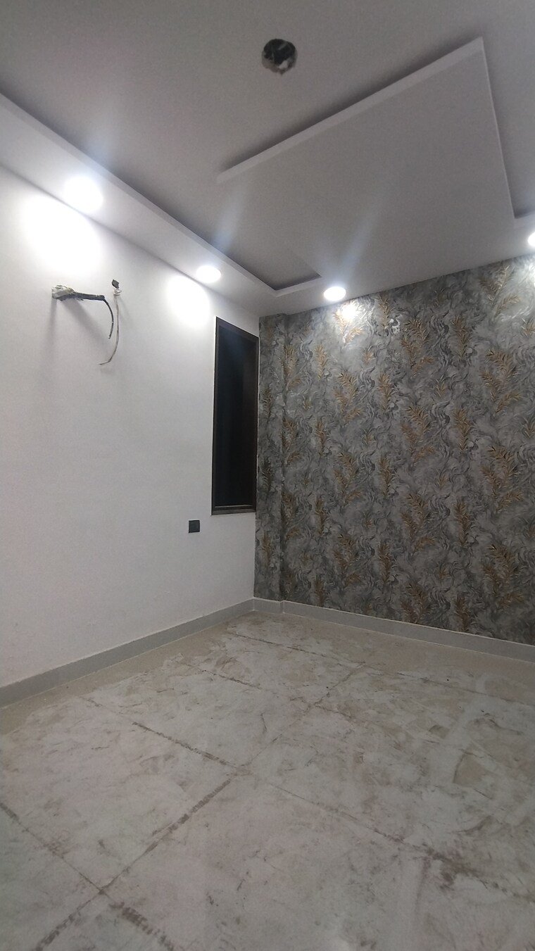 Room, govindpuri 3 Bedroom 950 Sq.Ft. Builder Floor In Govindpuri Delhi 8982697