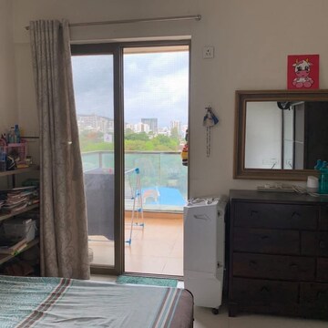 Bathroom in 4 BHK Apartment at Rustomjee Crown, Gokhale Road – for Rent