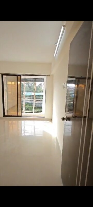 Furnished Amenities in 1 BHK Apartment at Kurla East – for Rent