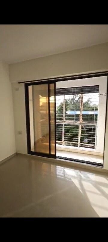 Room in 1 BHK Apartment at Kurla East – for Rent