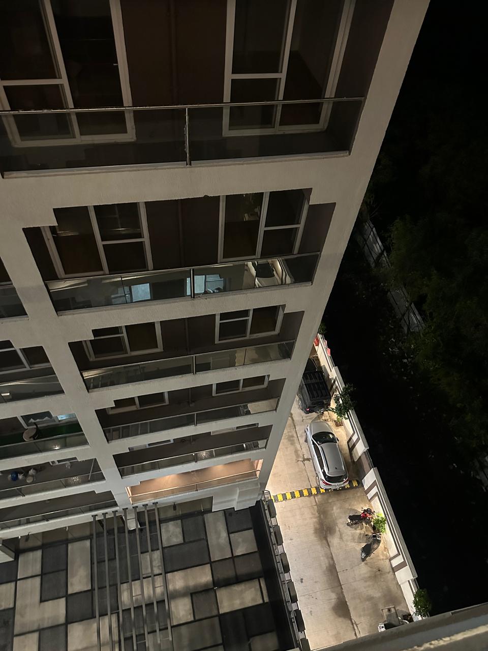 1 Rk  + Extra Room 300 Sq.Ft. Apartment in Yashcon Neon