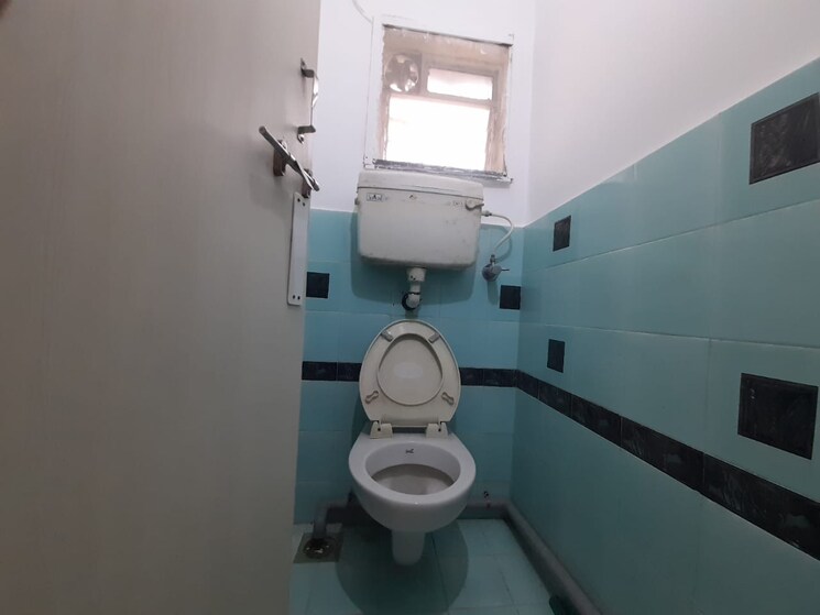 Bathroom, new-mahada-colony 3 Bedroom 2000 Sq.Ft. Independent House In Goregaon East Mumbai 8982776