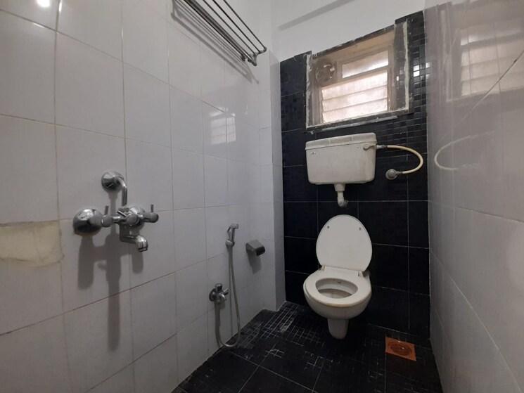 Bathroom, new-mahada-colony 3 Bedroom 2000 Sq.Ft. Independent House In Goregaon East Mumbai 8982776