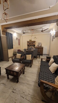 2 BHK + Study Room Builder Floor For Sale in Dilshad Garden