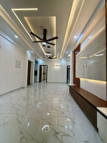 Kitchen in 3 BHK Builder Floor at M2K Symphony Floors, Sector 51 – for Sale