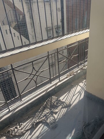 Balcony in 1 BHK Apartment at Molarband – for Rent