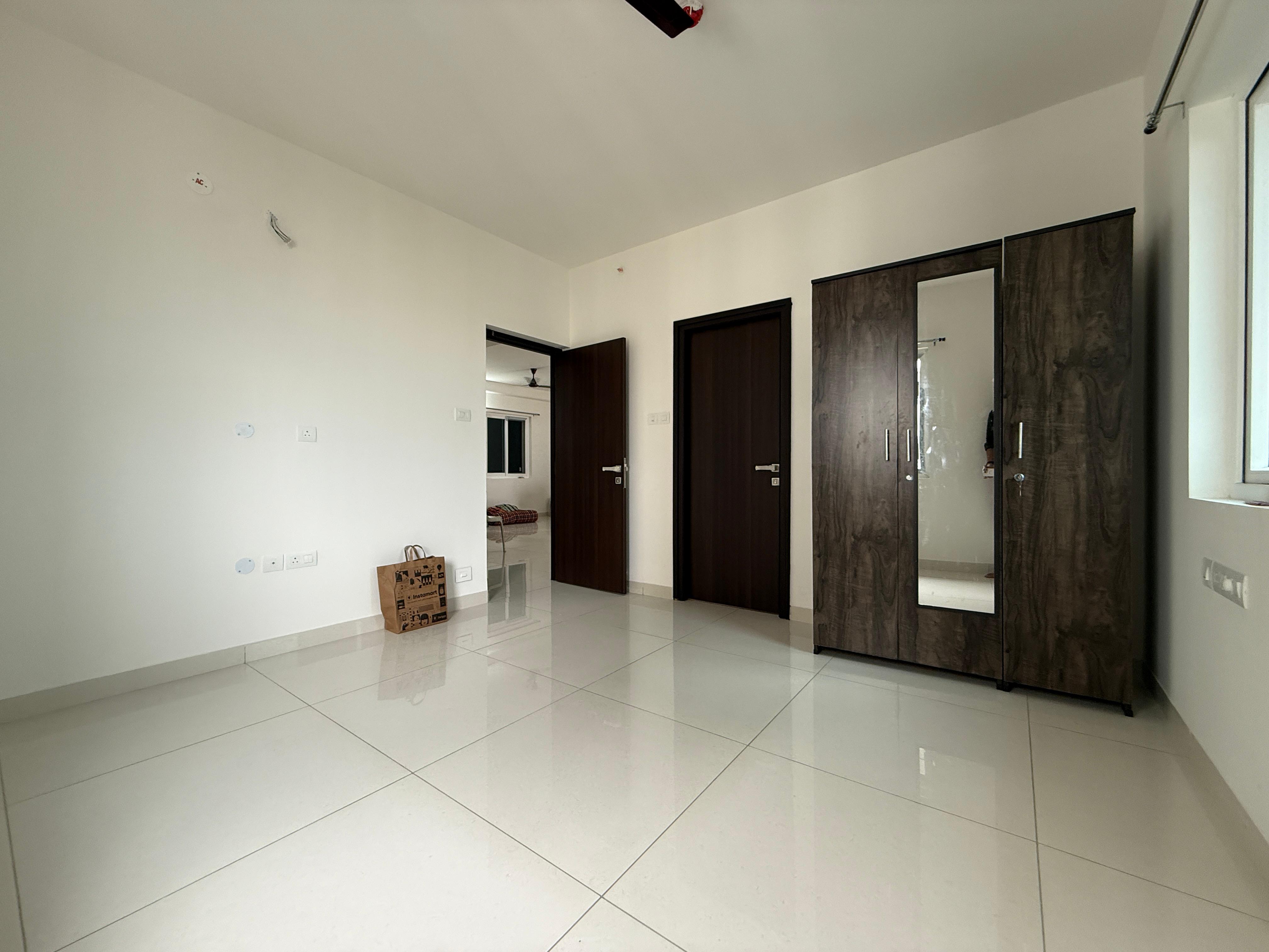 3 BHK Apartment For Rent in Aparna Sarovar Zicon