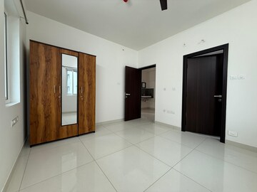 Room in 3 BHK Apartment at Aparna Sarovar Zicon, Nallagandla – for Rent