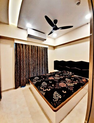 Bedroom in 2 BHK Apartment at Lodha Amara, Kolshet Road – for Sale