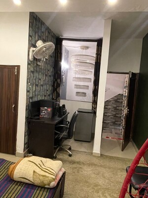 Team Area in 2 BHK Builder Floor at Govindpuri – for Sale