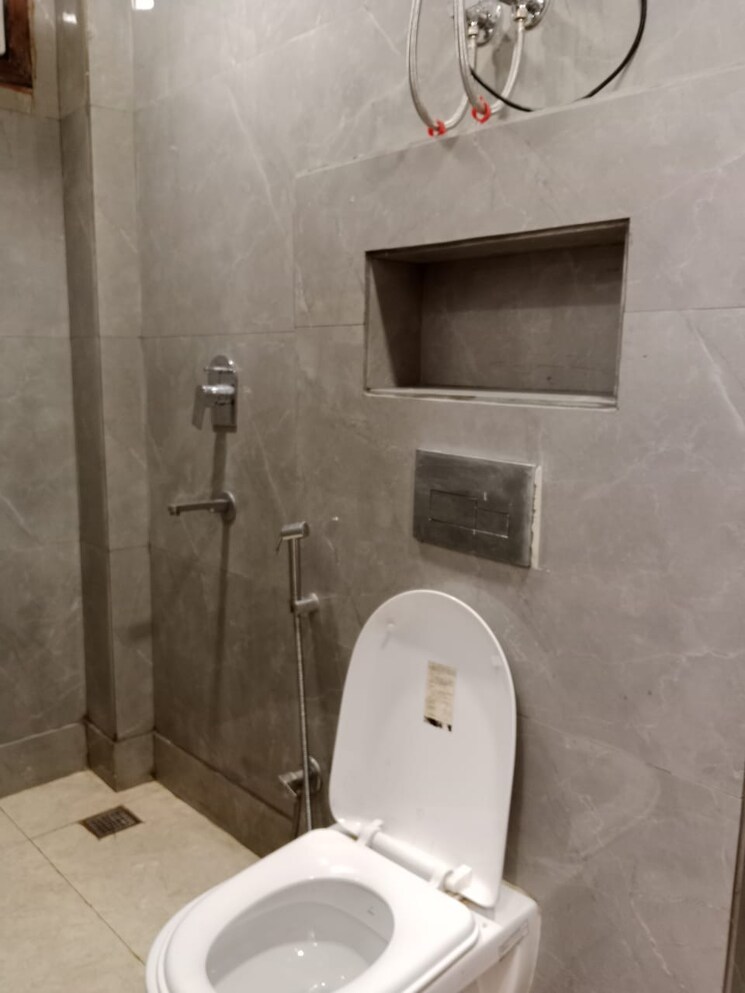 Bathroom, govindpuri 2 Bedroom 580 Sq.Ft. Builder Floor In Govindpuri Delhi 8982904