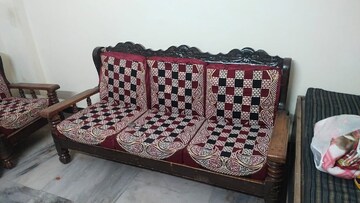 Bedroom in 1 BHK Builder Floor at Govindpuri – for Rent