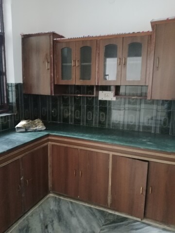 2 BHK Builder Floor For Rent in Sector 6