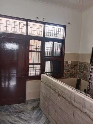  2 BHK Builder Floor at Sector 6 – for Rent