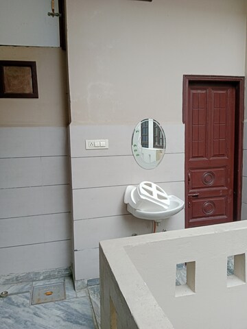  2 BHK Builder Floor at Sector 6 – for Rent