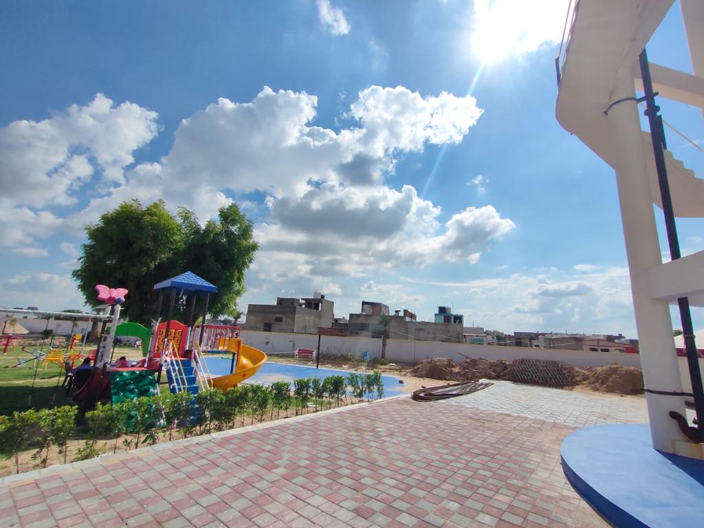 Plot For Sale in Golden Prime 