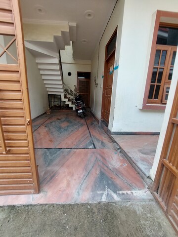Balcony in 2 BHK Villa at Indira Nagar – for Rent