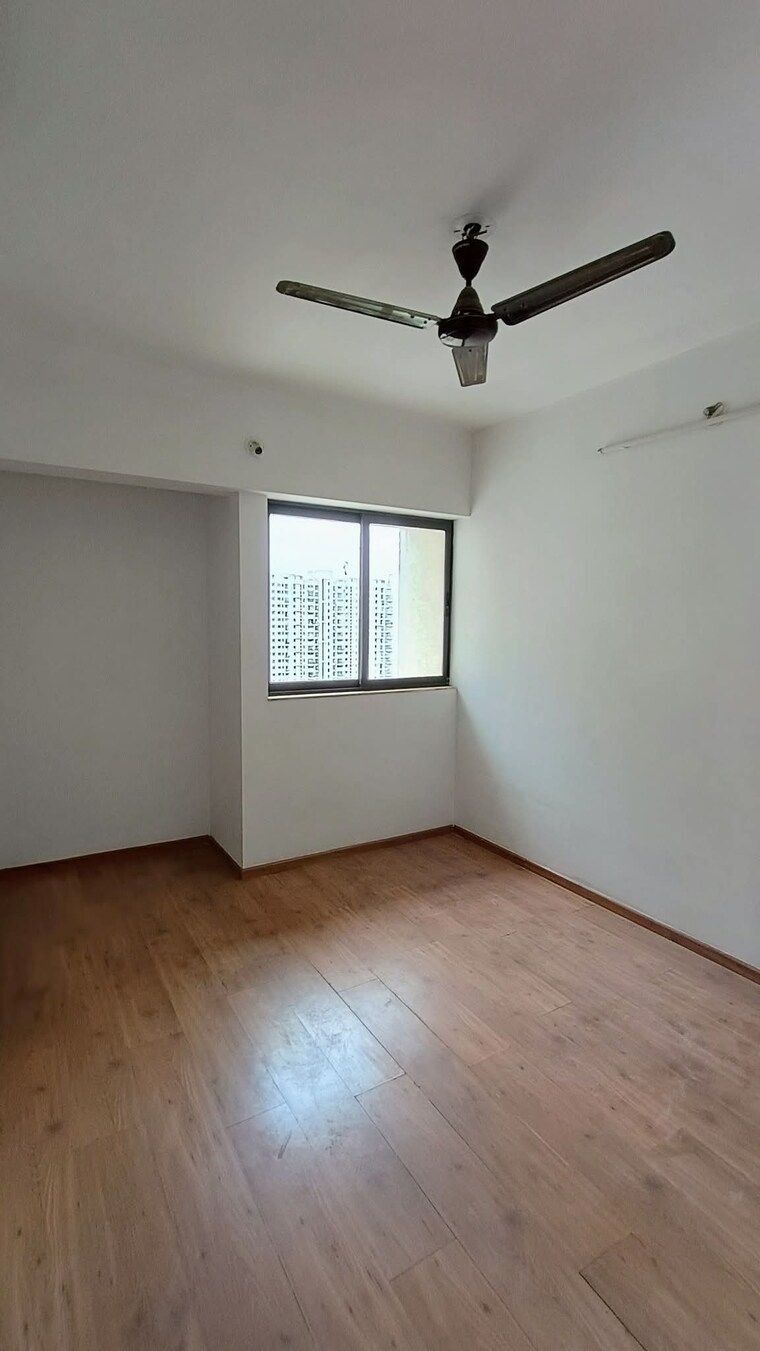 Room, lodha-downtown 2.5 Bedroom 1095 Sq.Ft. Apartment In Dombivli East Thane 8983006