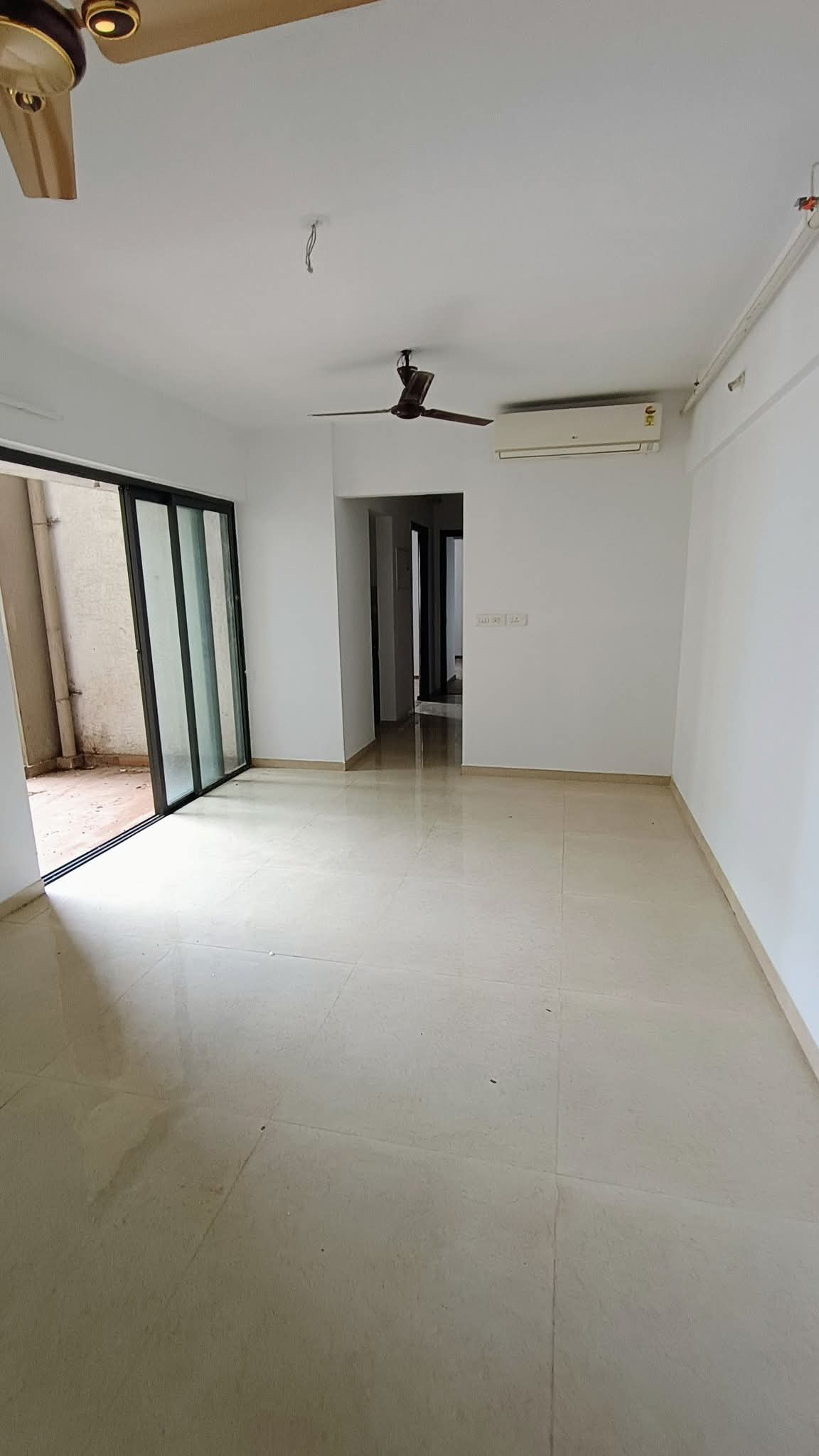 2.5 BHK + Pooja Room,Extra Room 1095 Sq.Ft. Apartment in Lodha Downtown
