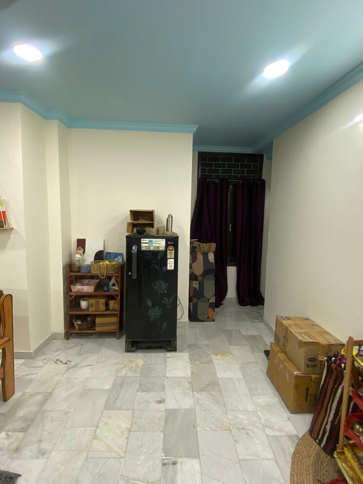 Living Room, karol bagh 1 RK 650 Sq.Ft. Independent House In Karol Bagh Delhi 8983014