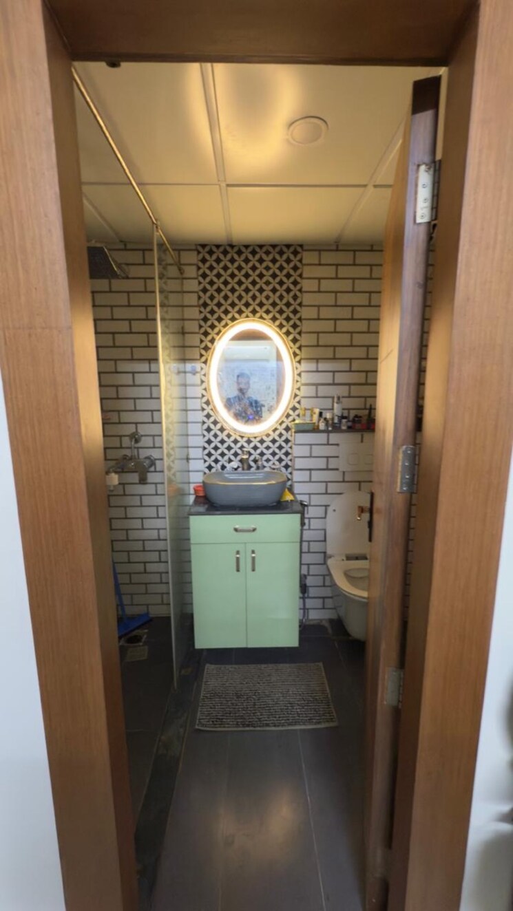 Bathroom, ajnara-daffodil 3.5 Bedroom 1576 Sq.Ft. Apartment In Sector 137 Noida 8983000