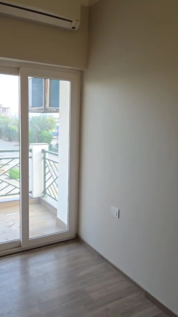 Room, central-park-cerise-suites 3 Bedroom 1785 Sq.Ft. Builder Floor In Sohna Sector 33 Gurgaon 8983024