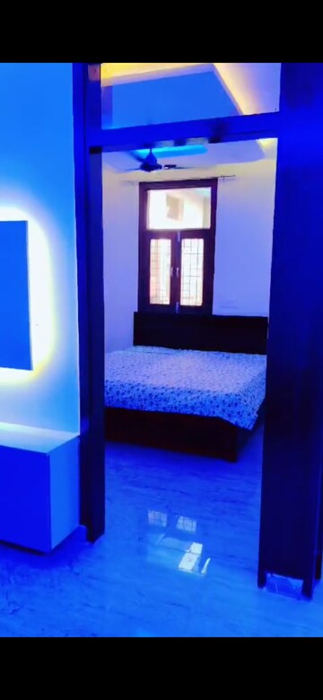 Master Bedroom in 2.5 BHK Builder Floor at Uttam Nagar – for Rent