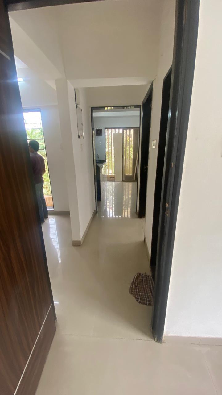 2 BHK Apartment For Sale in Shanti Apartments Kandivali West