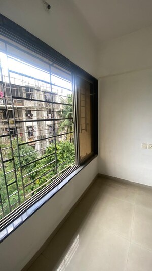 Balcony in 2 BHK Apartment at Shanti Apartments Kandivali West, Kandivali West – for Sale