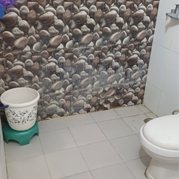 Bathroom in 3.5 BHK Apartment at Mahaluxmi Migsun Ultimo, Omicron Iii Greater Noida – for Sale