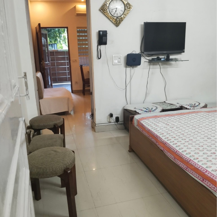 Team Area, malviya nagar 1 Bedroom 500 Sq.Ft. Builder Floor In Malviya Nagar Delhi 8983079