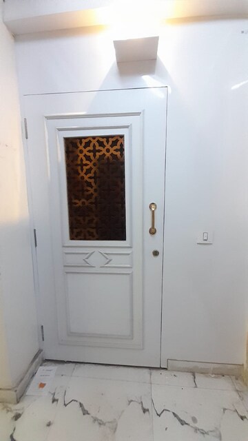 Furnished Amenities in 2 BHK Apartment at Purvanchal PMO Apartments, Sector 62 – for Rent