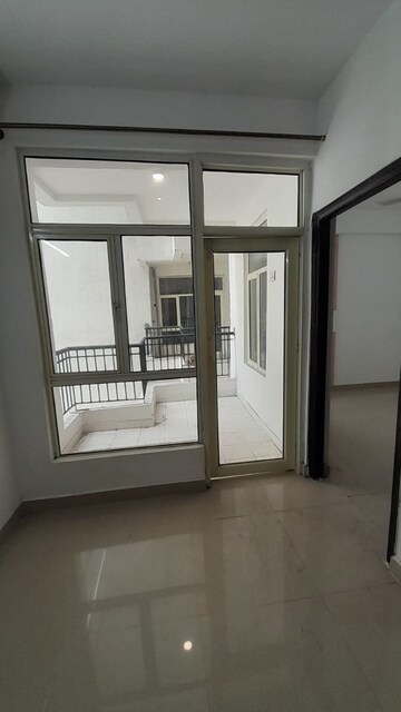 Room in 2 BHK Apartment at Purvanchal PMO Apartments, Sector 62 – for Rent