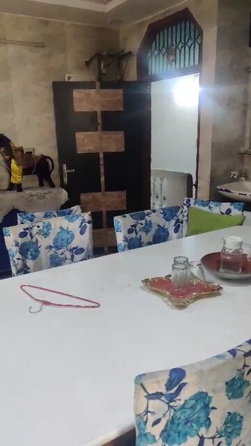 Team Area in 2 BHK Builder Floor at Vaishali Sector 5 – for Rent