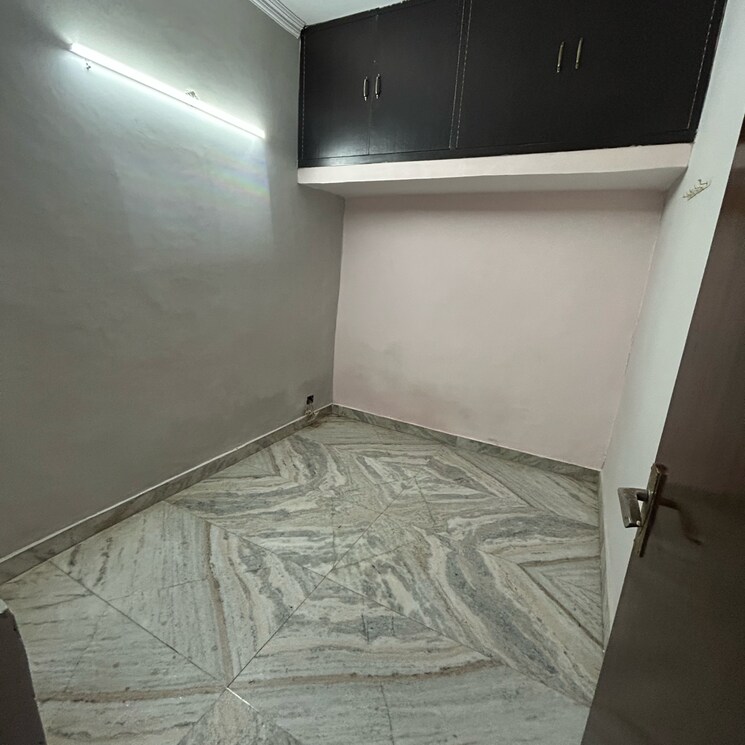 Room, kotla mubarakpur 2 Bedroom 500 Sq.Ft. Builder Floor In Kotla Mubarakpur Delhi 8983123