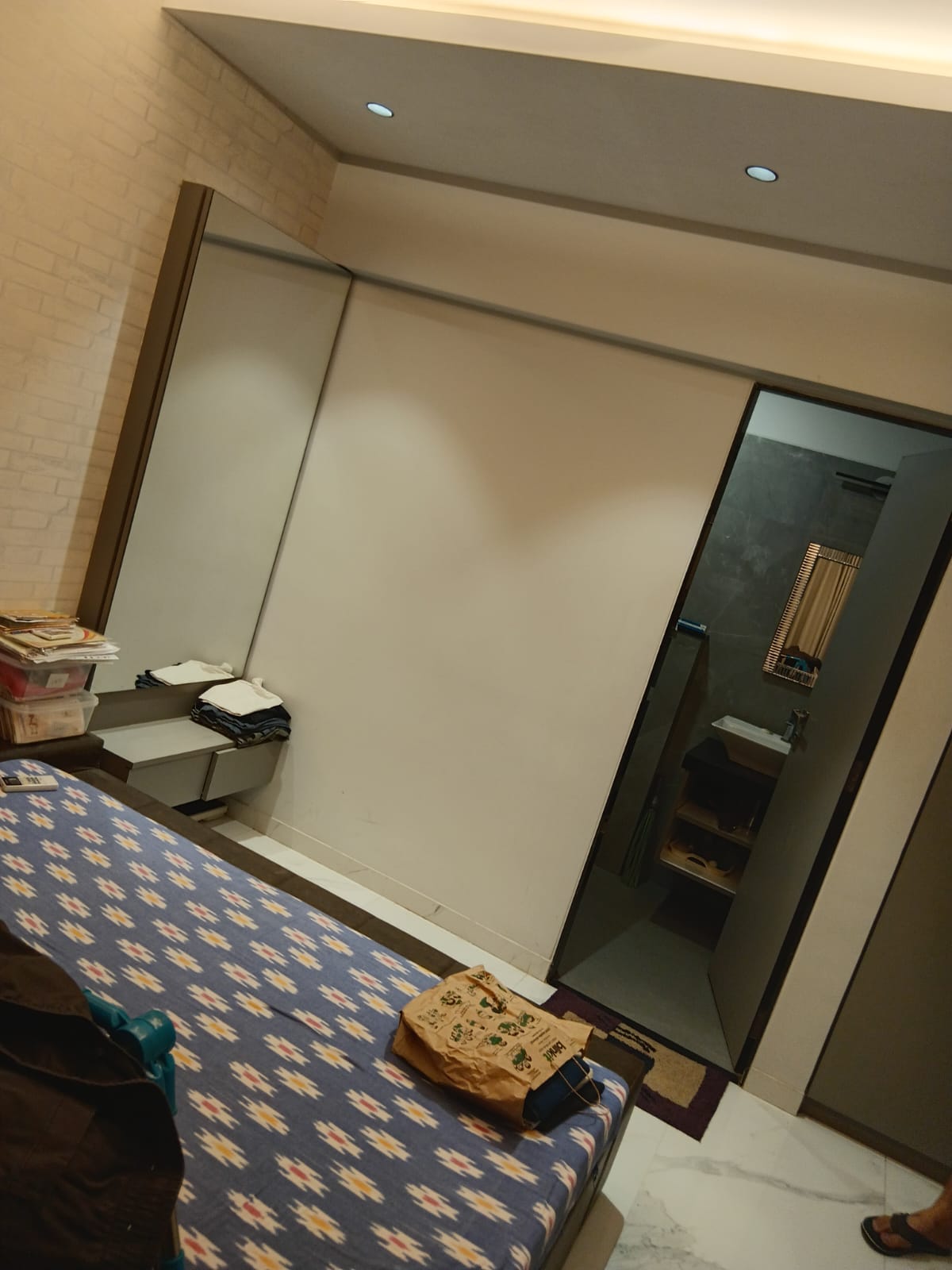 1 Rk+ Servant Room Apartment For Rent in Charisma Mithul Enclave