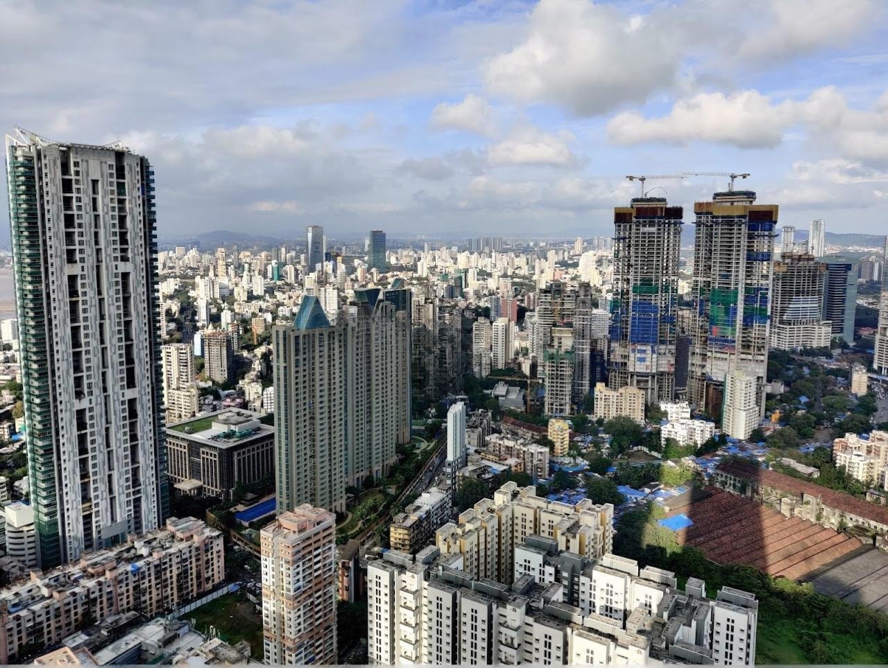 4 BHK + Servant Room Apartment For Sale in Omkar 1973