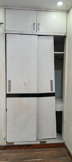 Room in 2 BHK Builder Floor at ML 73 Avenue, Sector 73 – for Sale